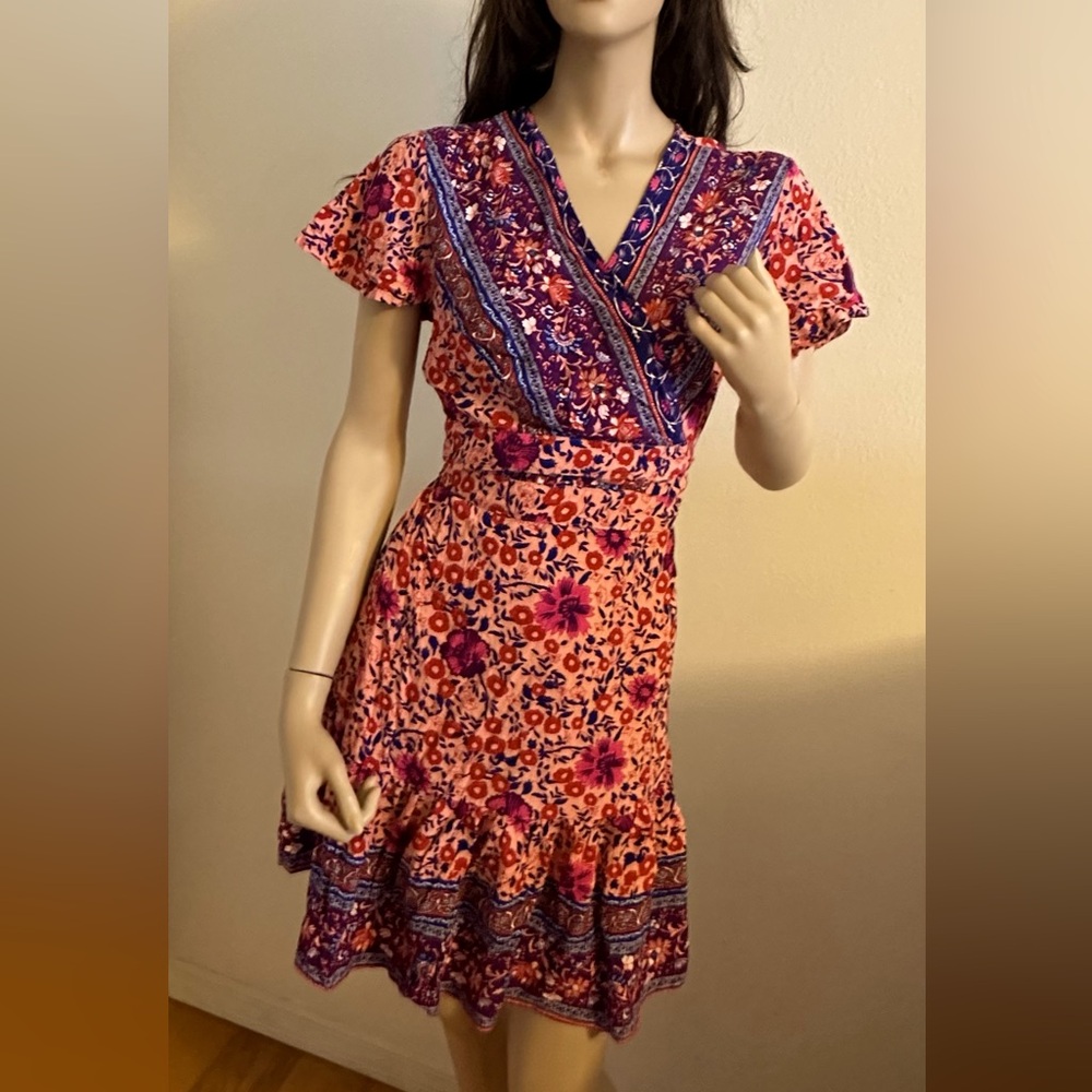 Women's Bohemian Floral Print Ruffle Swing Wrap Mini Dress LG Fits like a MEDIUM